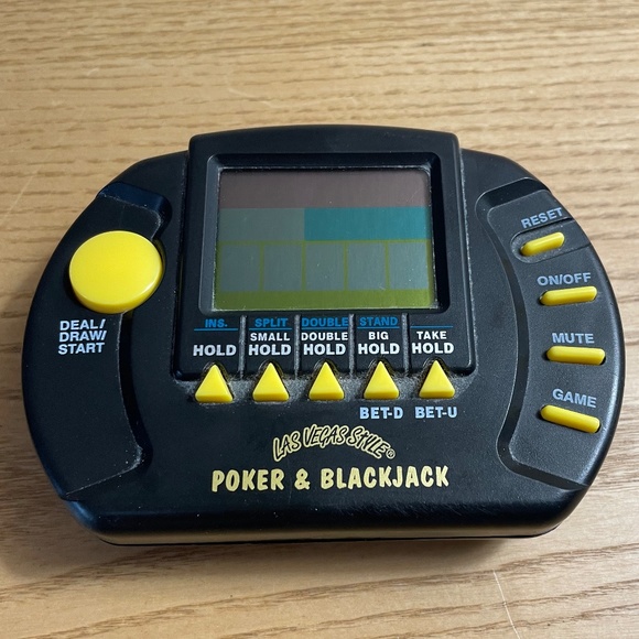 Las Vegas Style Blackjack & Poker Hand Held Electronic Game Tested and Works - Picture 1 of 5